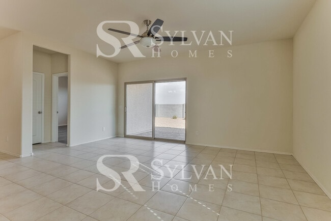 Building Photo - This charming home is ready for your personal touch!