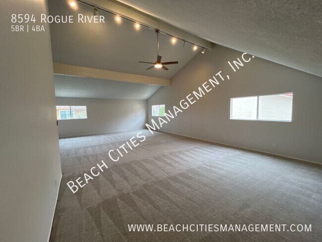 Building Photo - 8594 Rogue River Ave