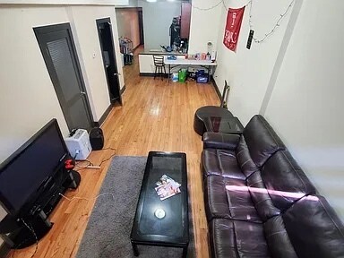 Building Photo - 1819 W Berks St