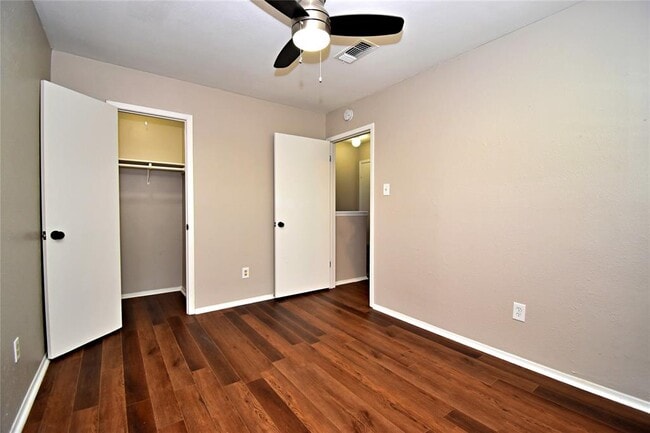 Building Photo - 4411 Whispering Valley Dr