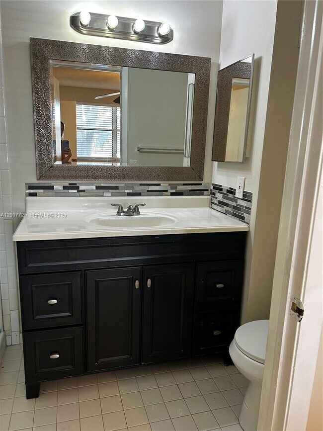 Building Photo - 713 NW 103rd Terrace