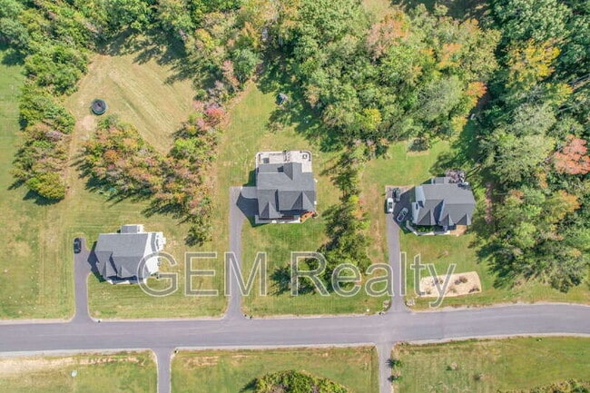 Building Photo - 7806 Shawmont Rd