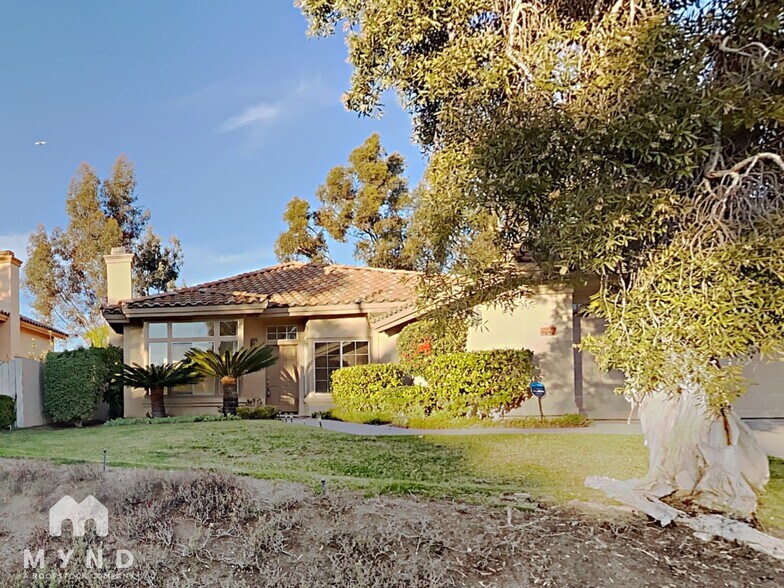 Primary Photo - 2229 Rolling Ridge Rd