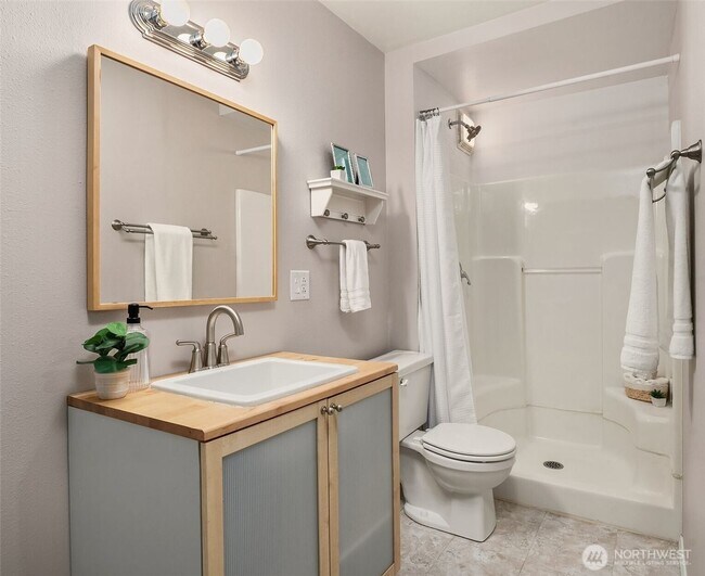 Building Photo - Prime Bothell Location!!!