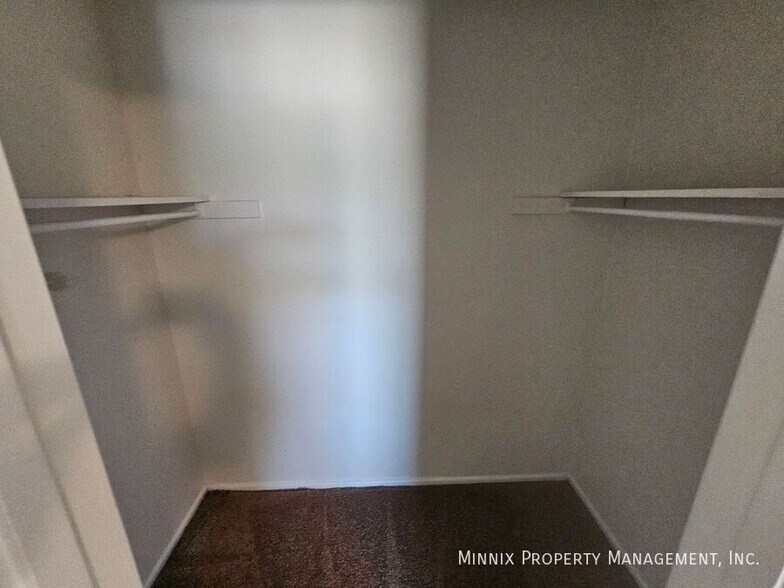 Building Photo - 1706 Yonkers St