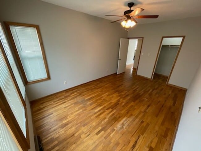 Building Photo - Coming soon! Charming 3-Bedroom, 1.5-Bathr...