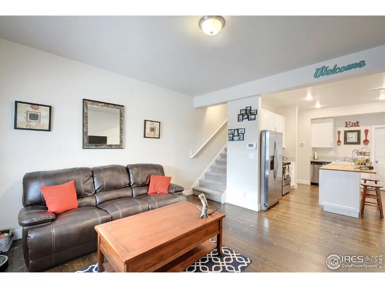 Primary Photo - 7871 5th St