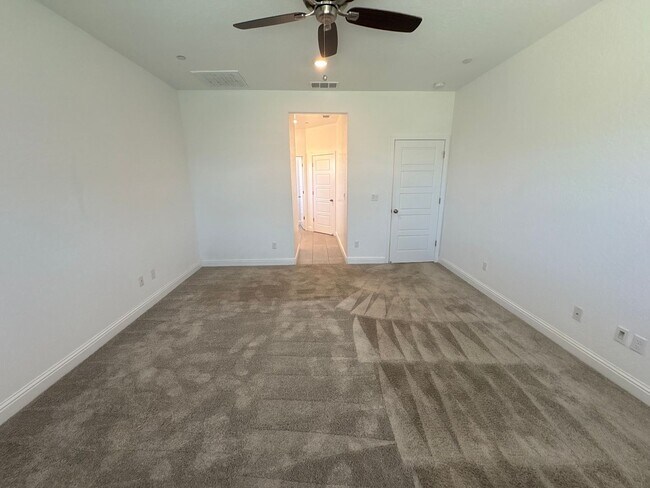 Building Photo - Lennar Home with Solar Available now for m...