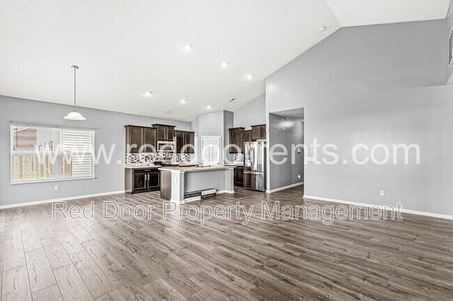 Building Photo - 4920 Penoyer Ln