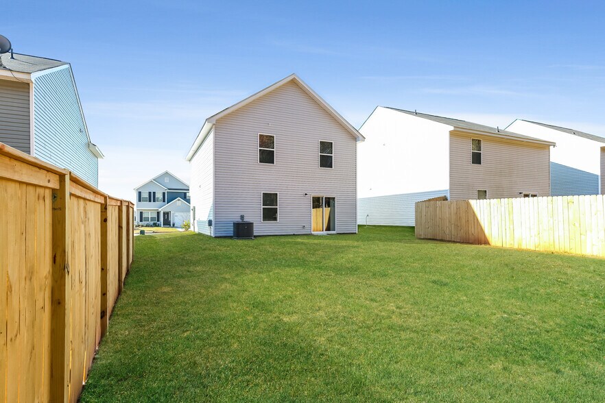 Building Photo - 4025 Reinfield Dr