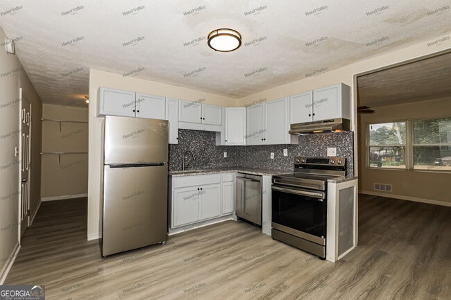 Building Photo - 8355 Dunellen Ln