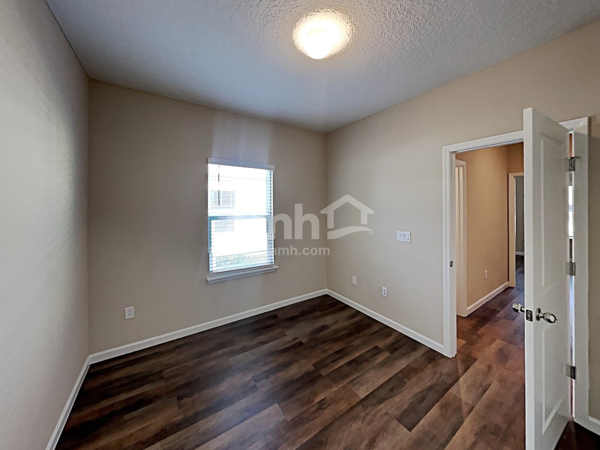 Building Photo - 244 Hemlock Pt