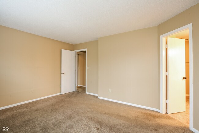 Building Photo - 6511 Hazelhatch Dr