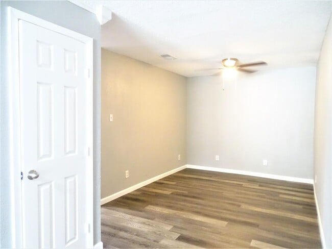 Building Photo - 22070 Flanagan Cir