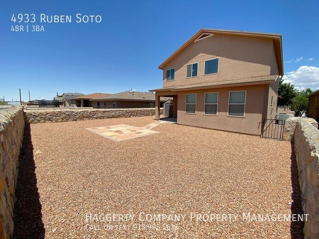 Building Photo - 4933 Ruben Soto