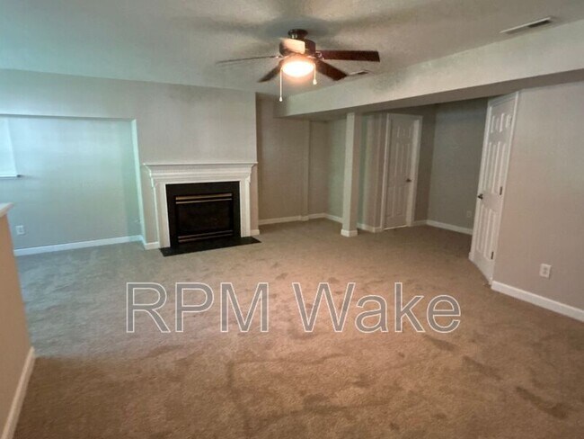 Building Photo - 1100 Kirkeenan Cir