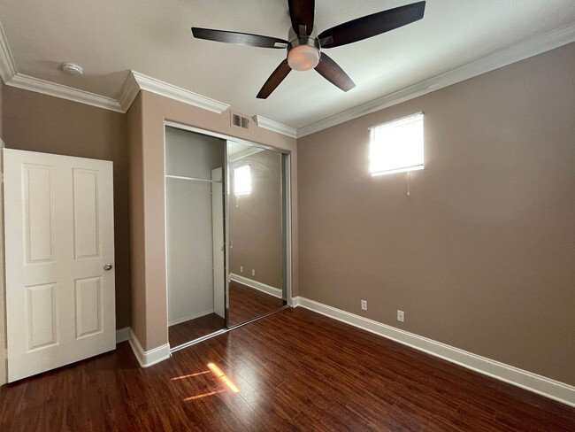 Building Photo - Beautiful Single Story in Irvine!