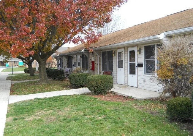 Primary Photo - 808 Pro Dr