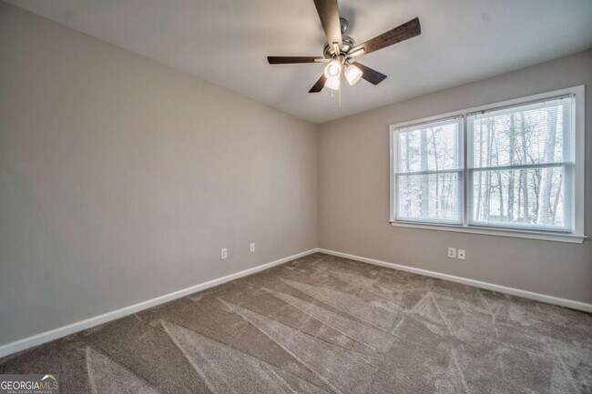 Building Photo - 2011 Town Lake Hills W