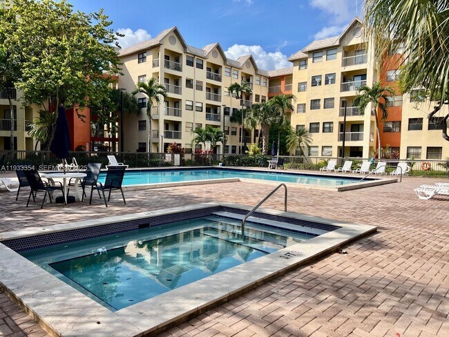 Building Photo - 8180 Geneva Ct