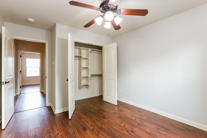 Building Photo - 7007 N Haven Dr