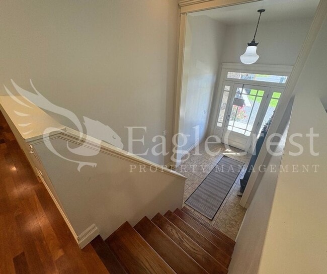 Building Photo - Beautiful Five Bedroom Home with Acreage