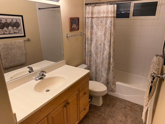 Building Photo - 2651 Moolio Pl