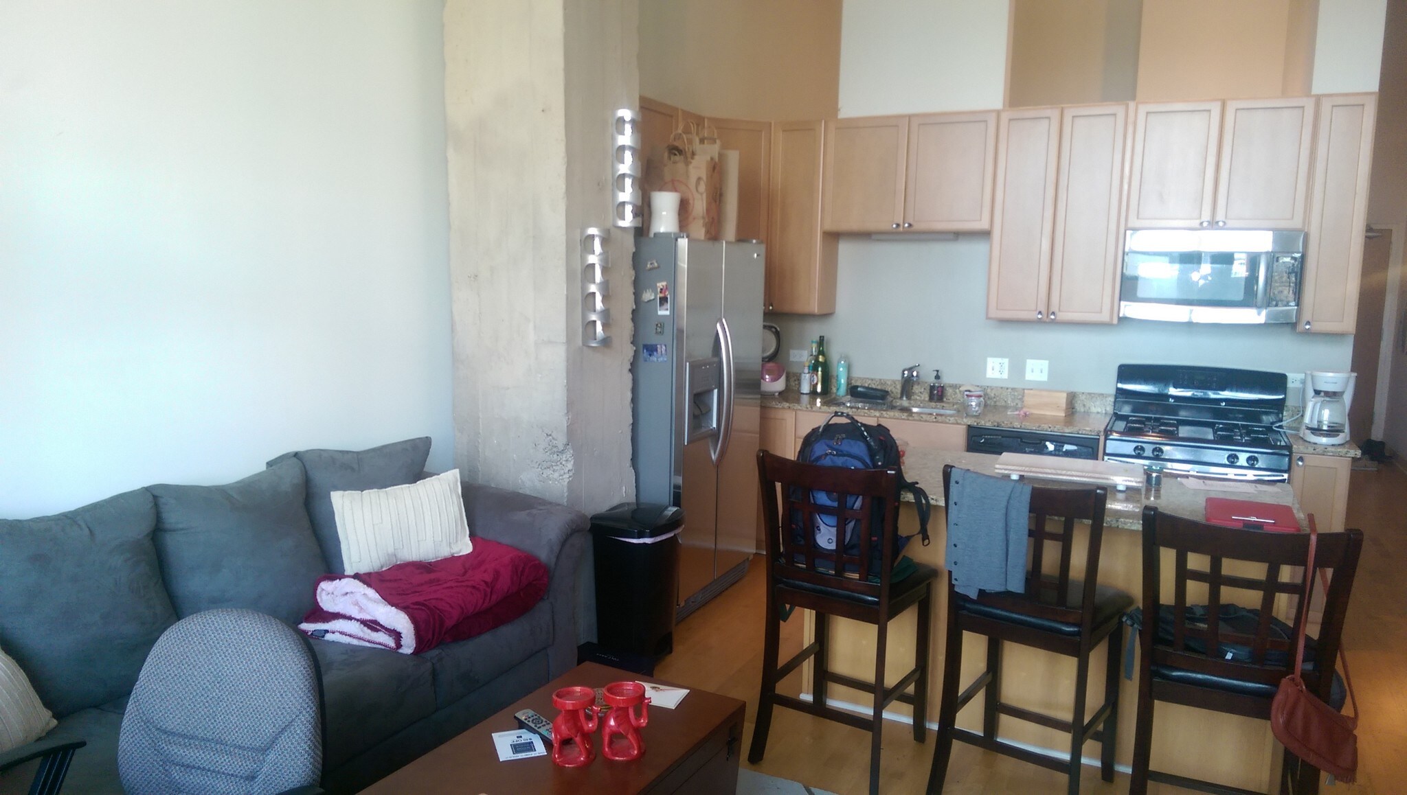 Building Photo - 320 E 21st St