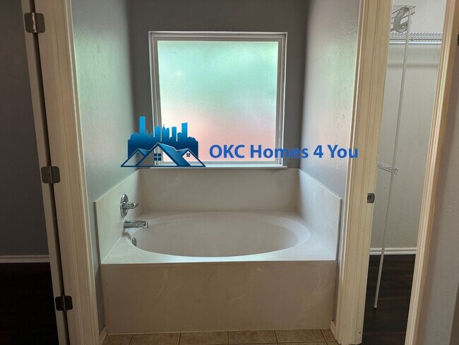 Building Photo - Beautiful Corner Lot in Thomas Trails - 3 bed, 2 bath