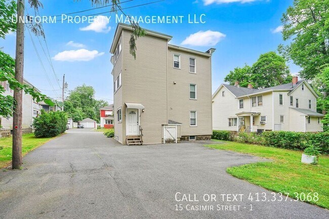 Building Photo - 15 Casimir St