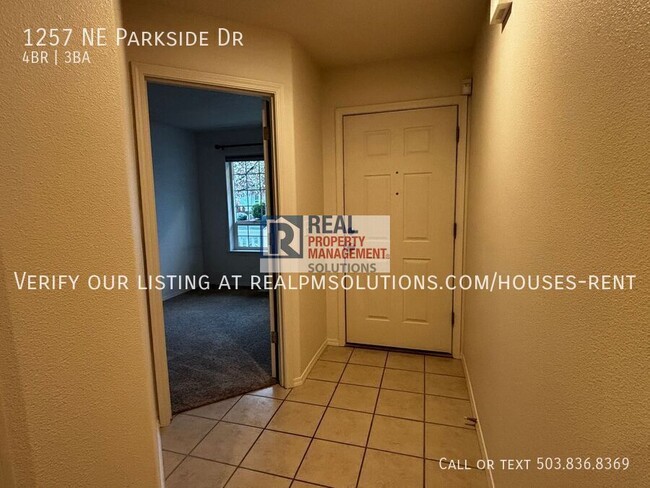 Building Photo - 1257 NE Parkside Dr