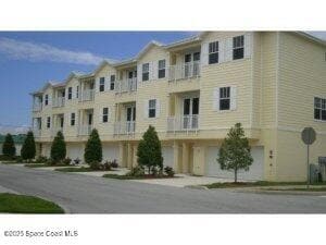 Primary Photo - 870 Vignoles Ave NE