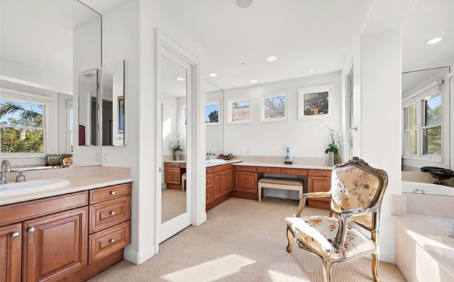 Building Photo - 21 Via Palladio