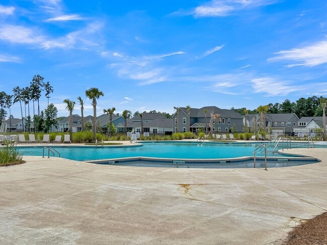 Building Photo - Beautiful Single Story Home Full of Upgrad...