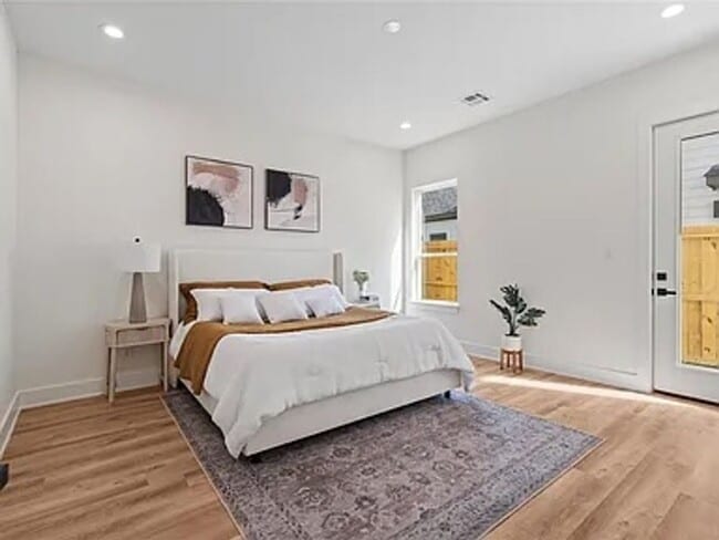 Building Photo - 6532 Weston St