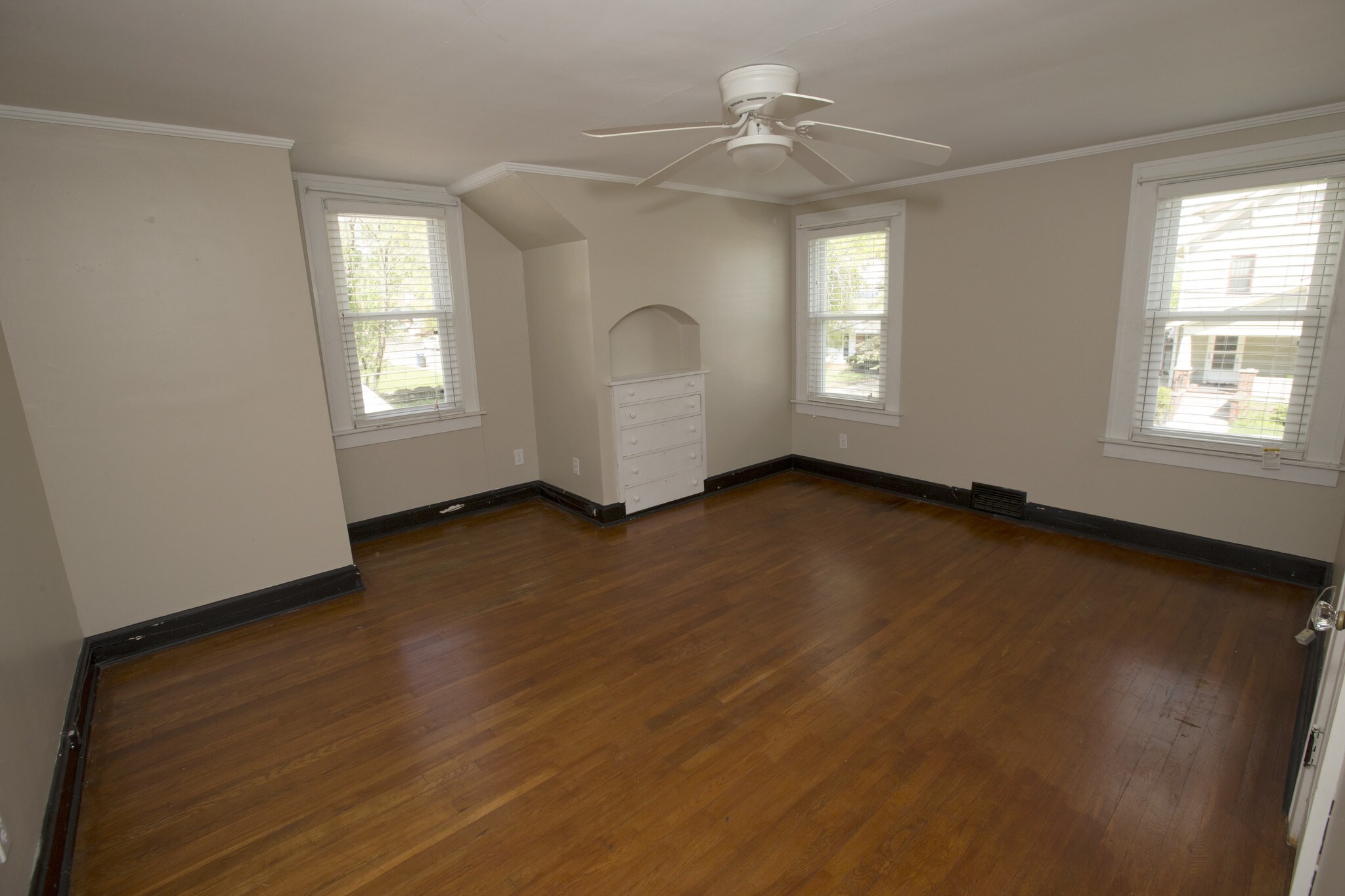 Upstairs Bedroom #3 - 33 Grosvenor St
