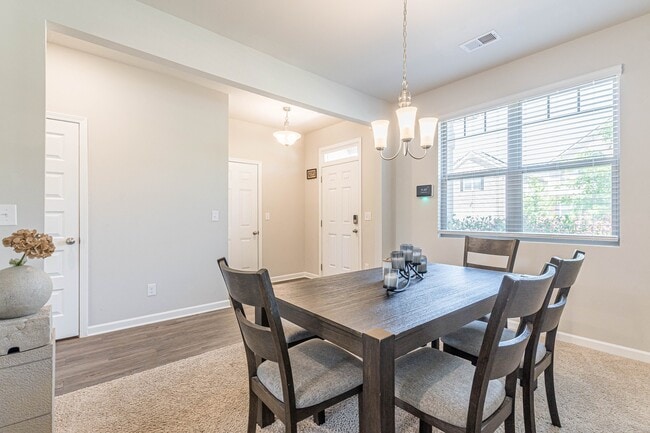 Building Photo - 2651 Lovejoy Crossing Dr