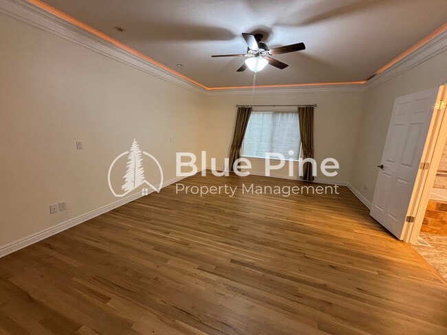 Building Photo - 5245 Jupiter Hills Dr