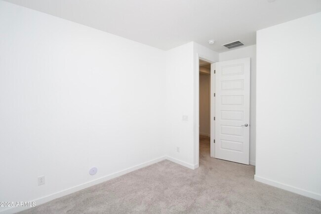 Building Photo - 12546 W Calle De Baca