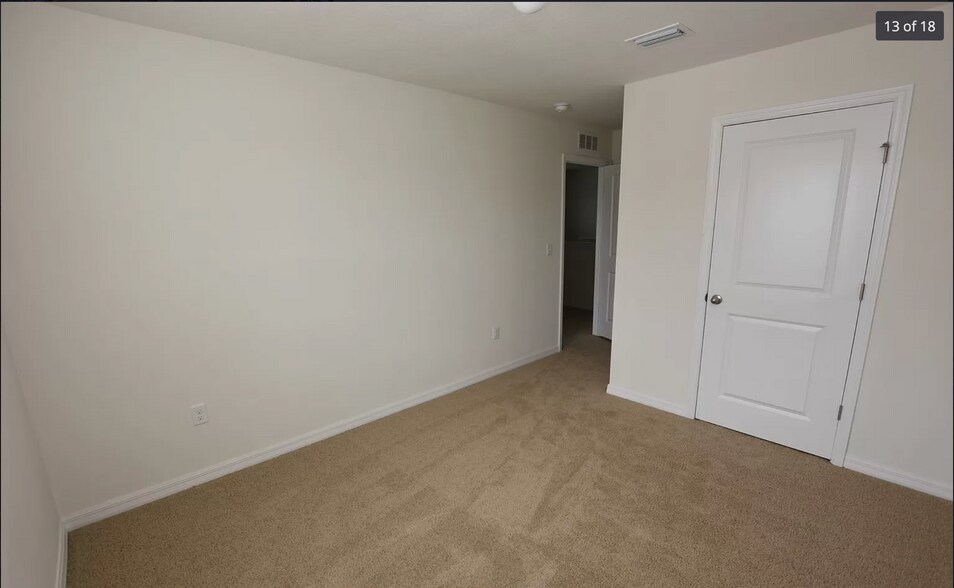 Building Photo - 1014 Ashentree Dr