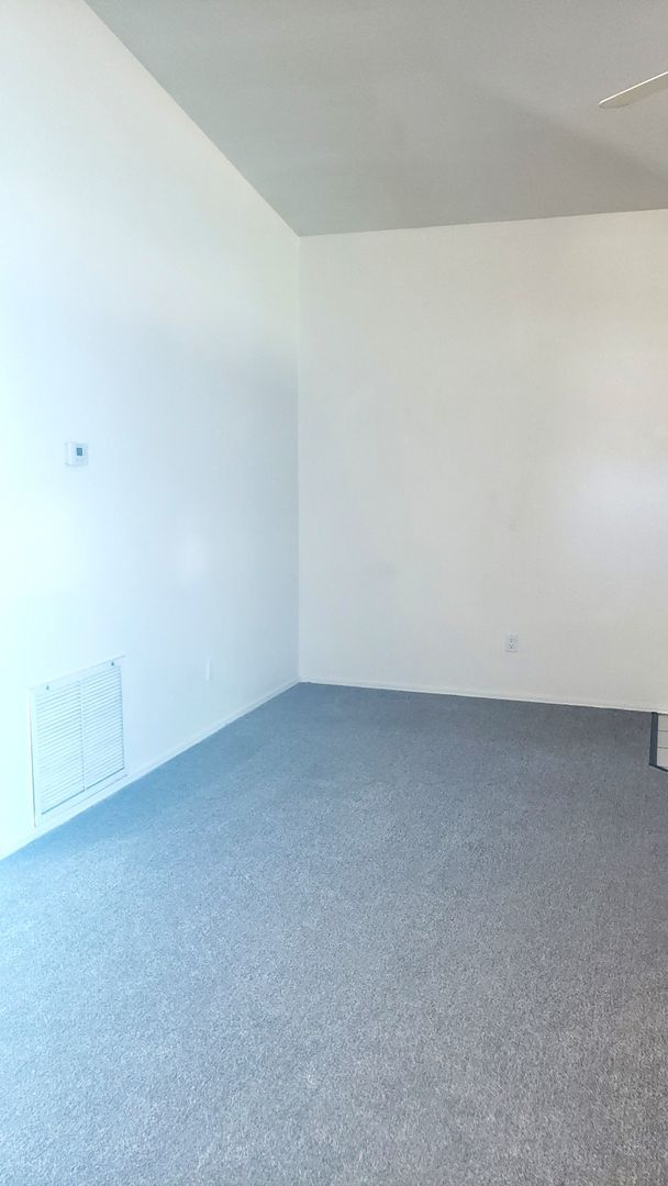 Building Photo - Mesa Del Sol Rental