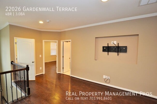 Building Photo - 22026 Gardenwall Terrace