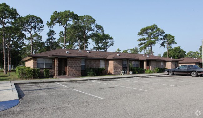 Primary Photo - Willowbrook Place