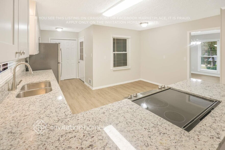 Building Photo - 3570 Greentree Farms Dr