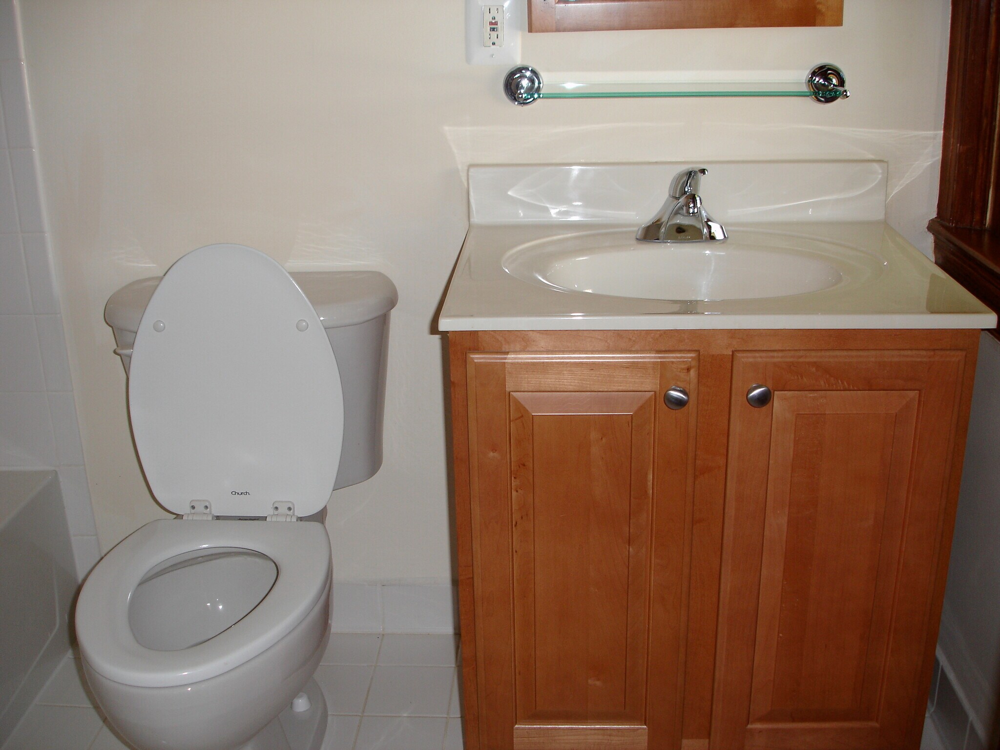 Building Photo - 218 W Montgomery Ave