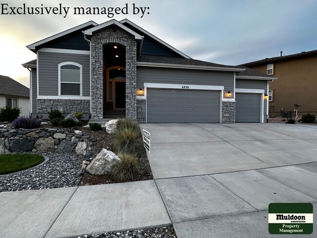 Primary Photo - Amazing Home - All The Upgrades! Available Now!