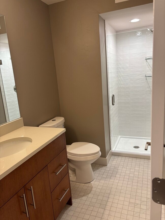 Building Photo - 762 Geoglein -3