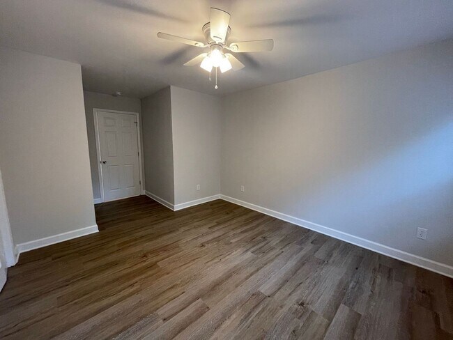 Building Photo - NEW CONSTRUCTION! Available August 10TH, 2026! 1/2 Off Deposit!