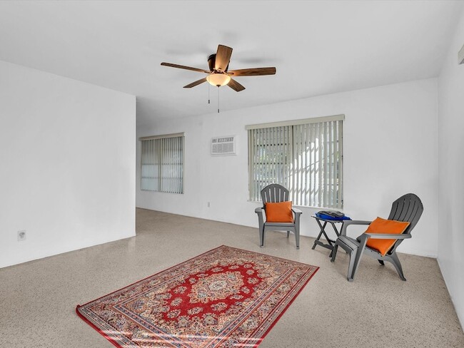 Building Photo - 2191 NE 172nd St