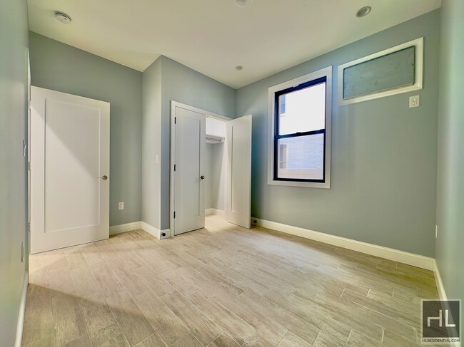 Building Photo - 3 Bedroom on 78 Street Bay Ridge